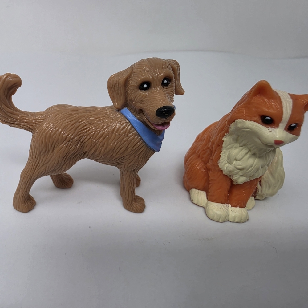 Loving Family Dog and Cat Figurines Toy Set